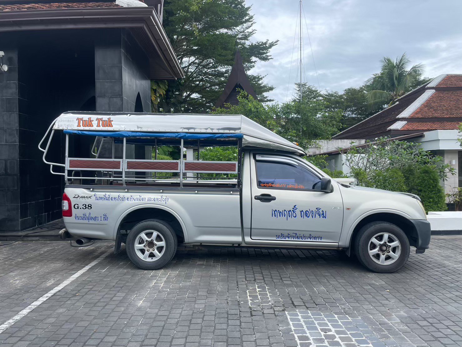 Happy customer - Sawasdee Taxi Khaolak